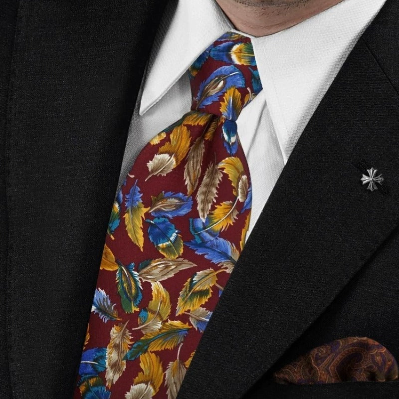 Lunepebbla feather pattern silk necktie back view showing tipping and construction